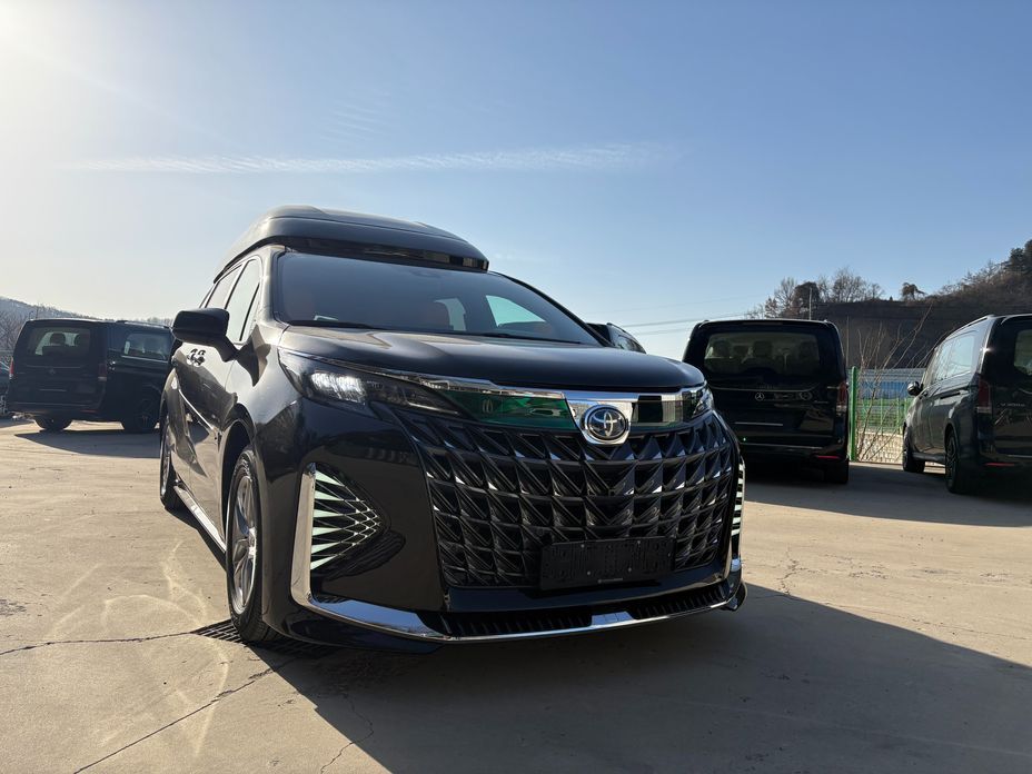 Toyota Sienna 2025