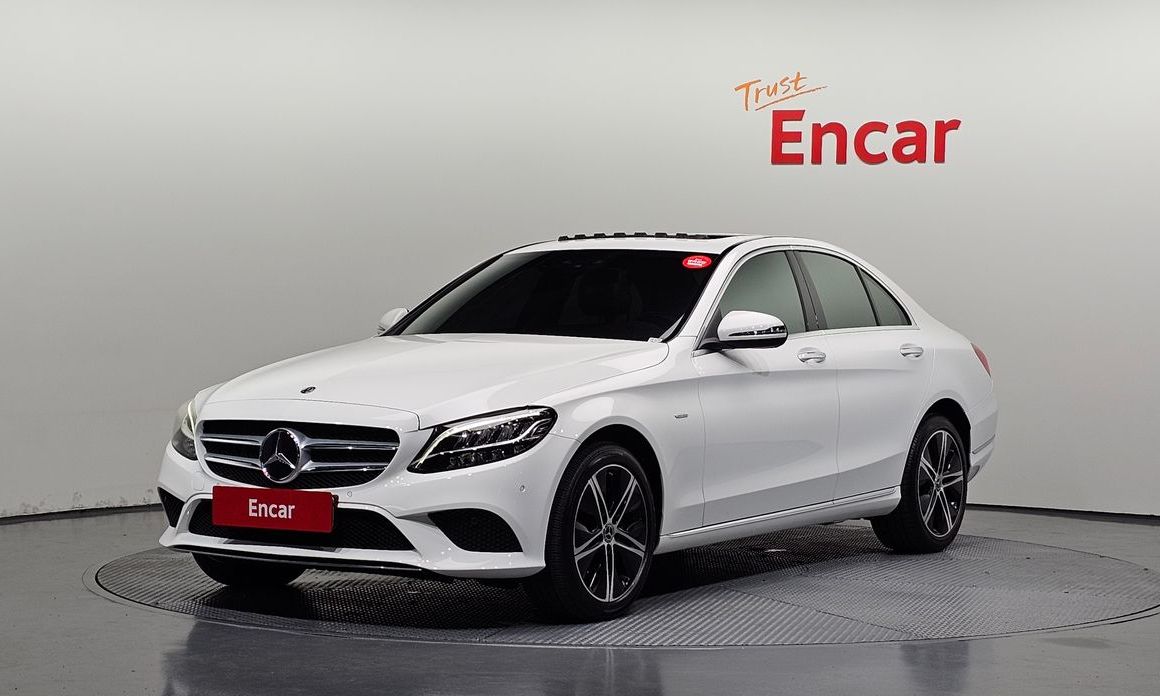 Mercedes-Benz C-Class 2020