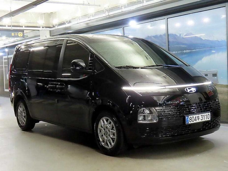 Hyundai Staria 2025