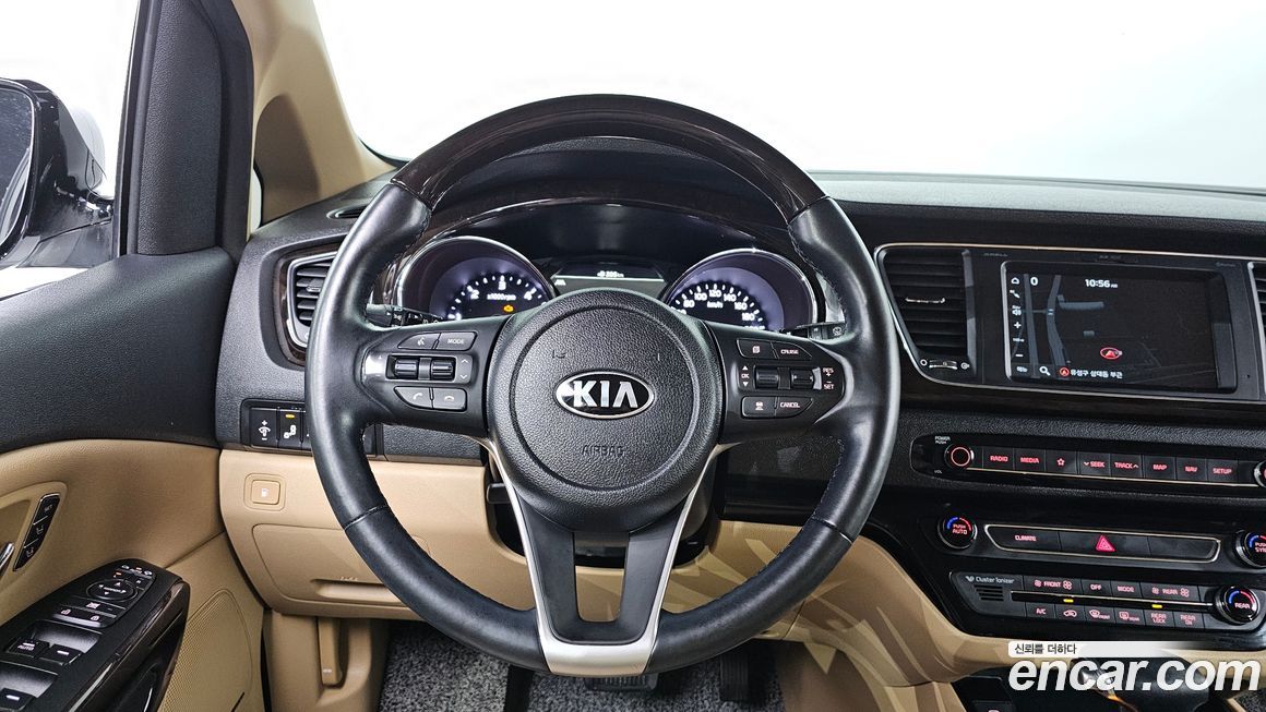 Kia Canival 2019