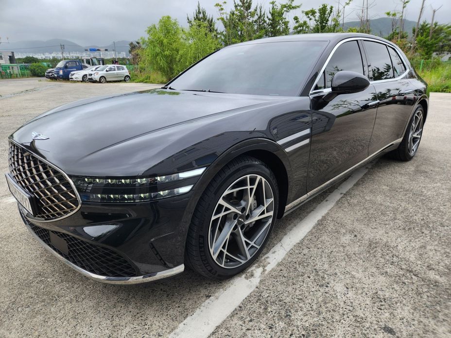 Genesis G90 2025