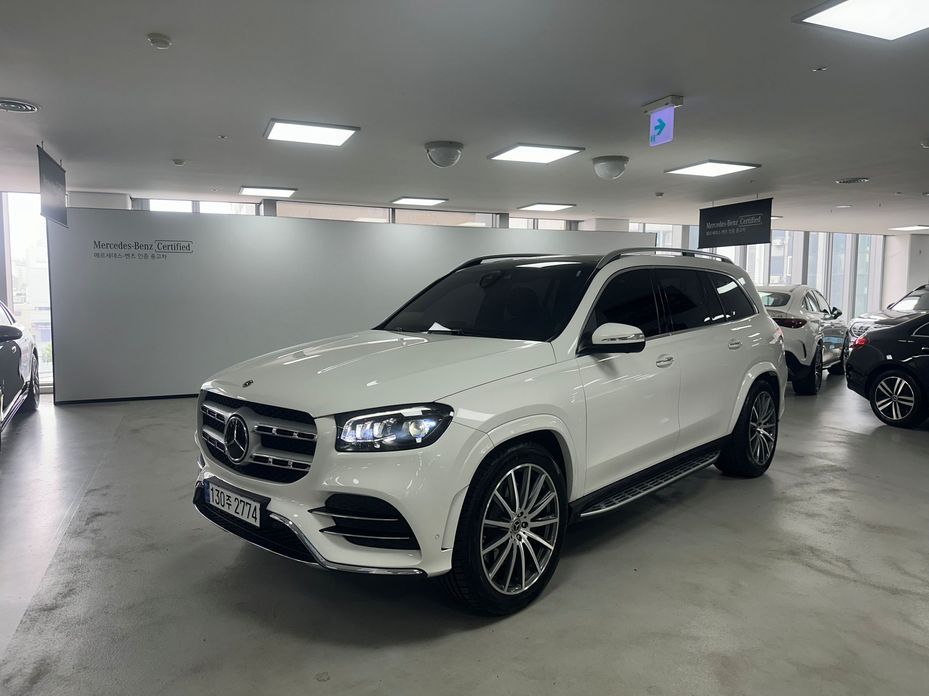 Mercedes-Benz GLS-Class 2023