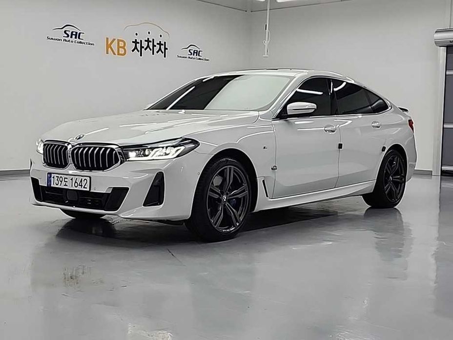 BMW Gran Turismo 2023