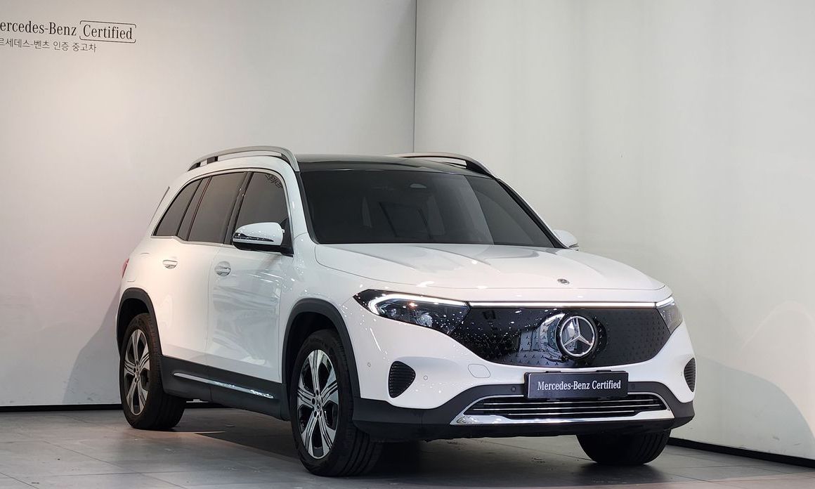 Mercedes-Benz EQB 2026