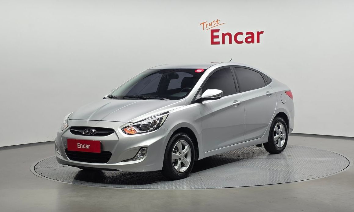 Hyundai Accent 2012