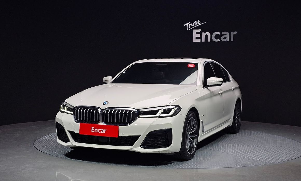BMW 5-Series 2021