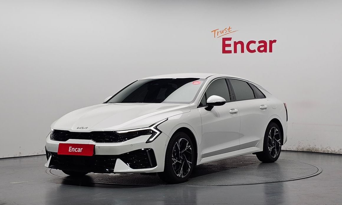 Kia K5 2025