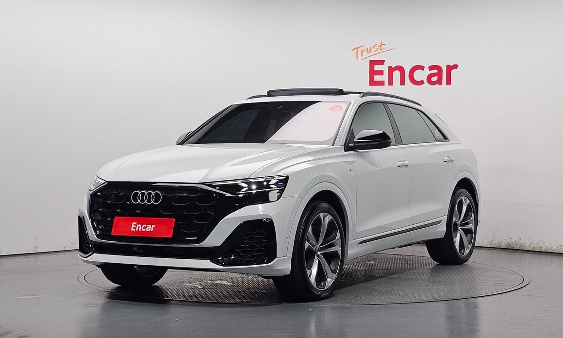 Audi Q8 2025