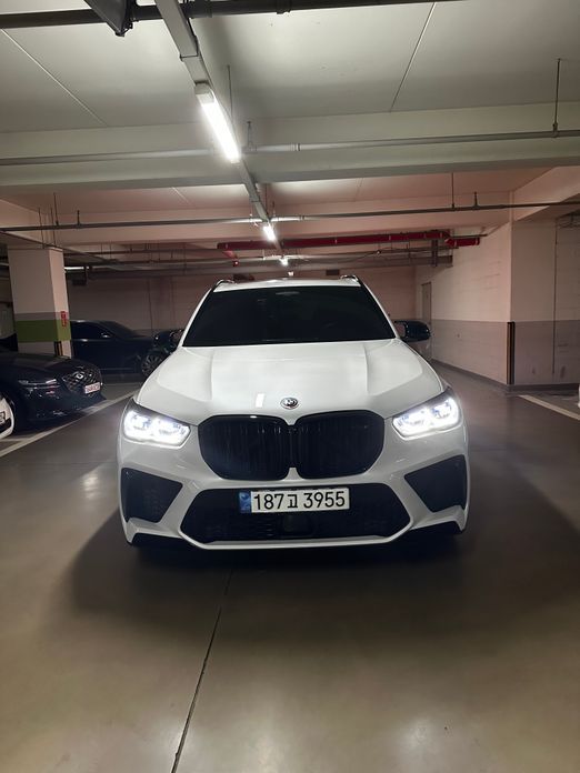 BMW X5M 2023