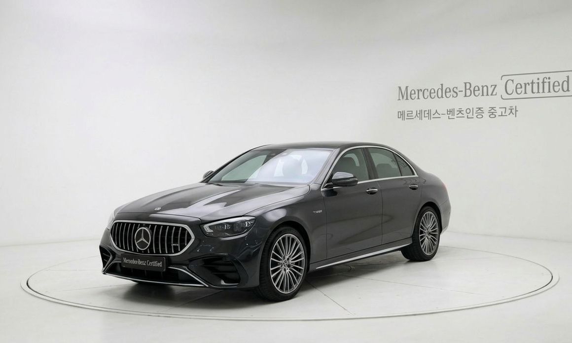 Mercedes-Benz E-Class 2025