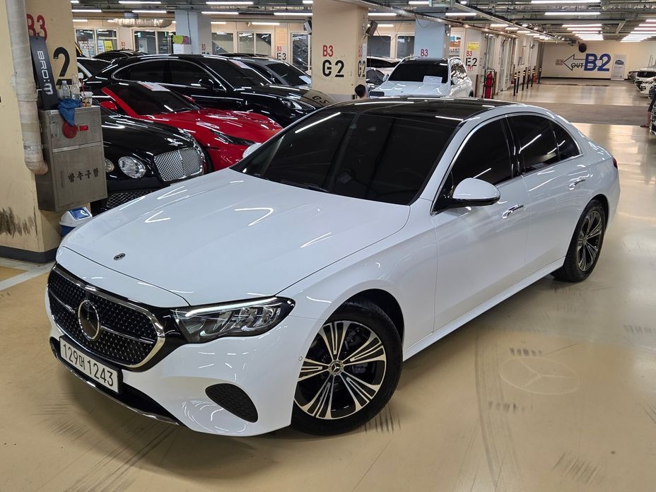 Mercedes-Benz E-Class 2025