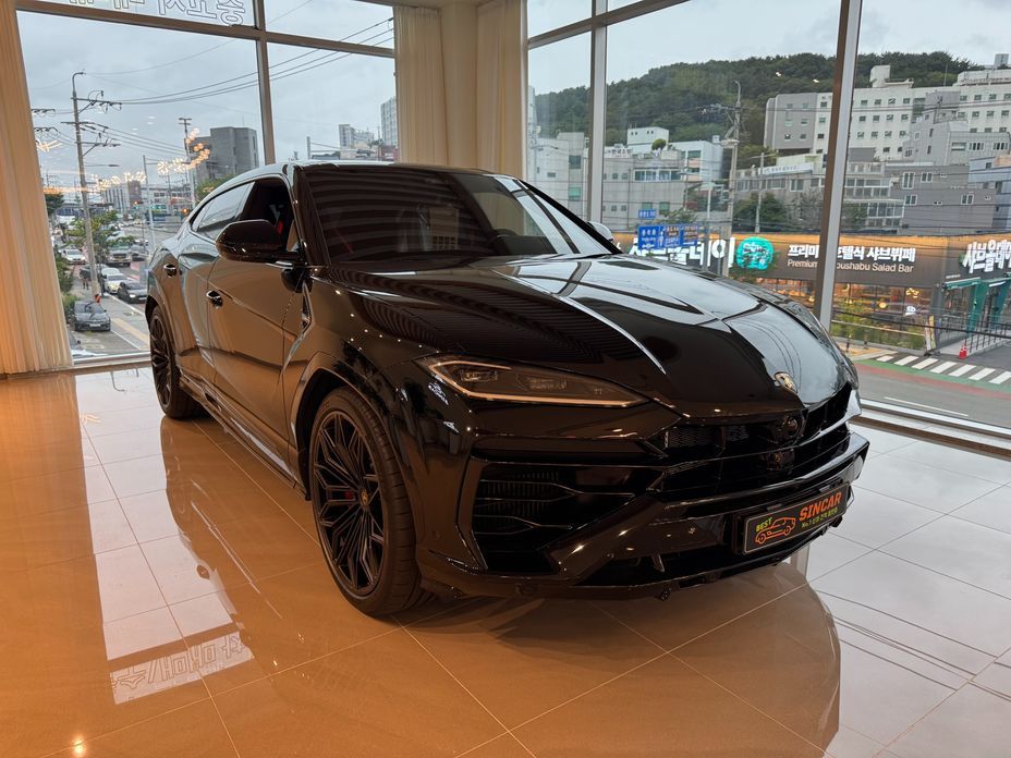 Lamborghini Urus 2026