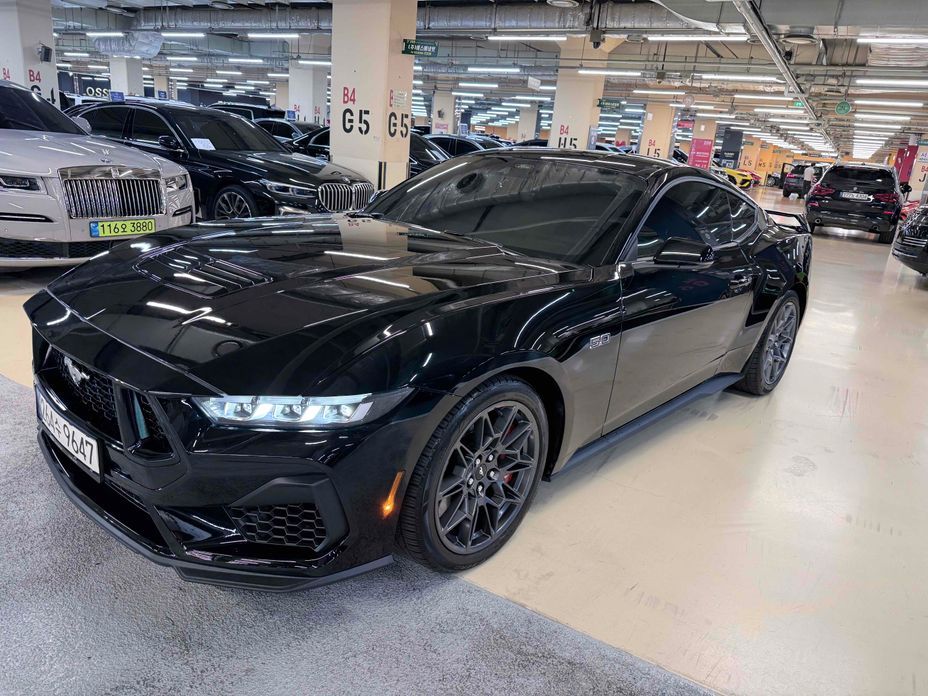 Ford Mustang 2024