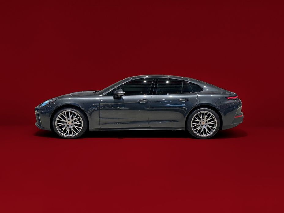 Porsche Panamera 2024
