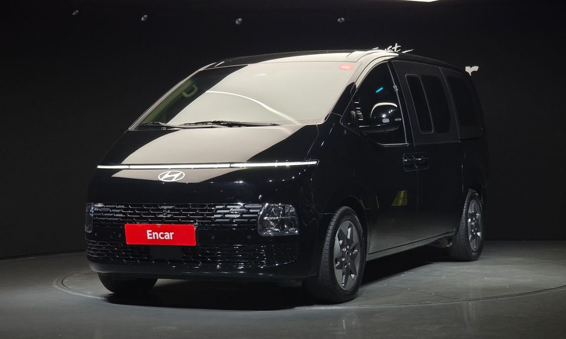 Hyundai Staria 2025
