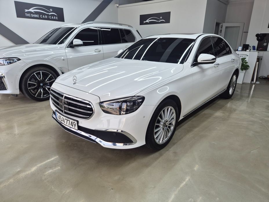 Mercedes-Benz E-Class 2021