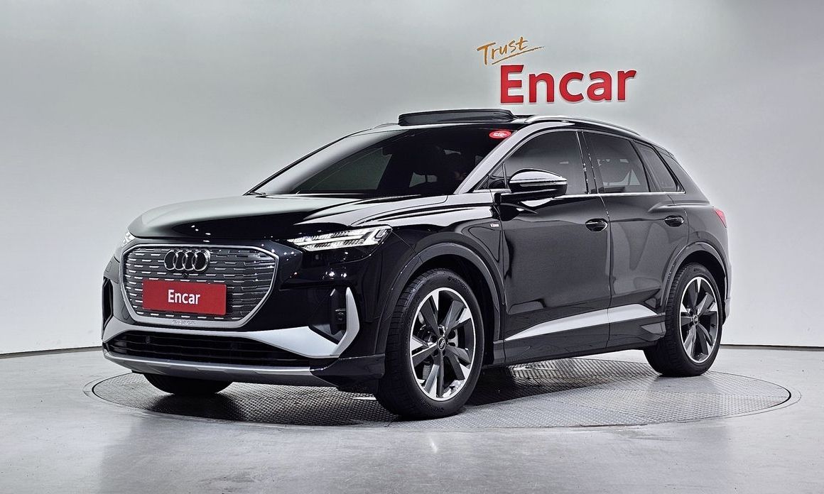 Audi Q4 e-tron 2023