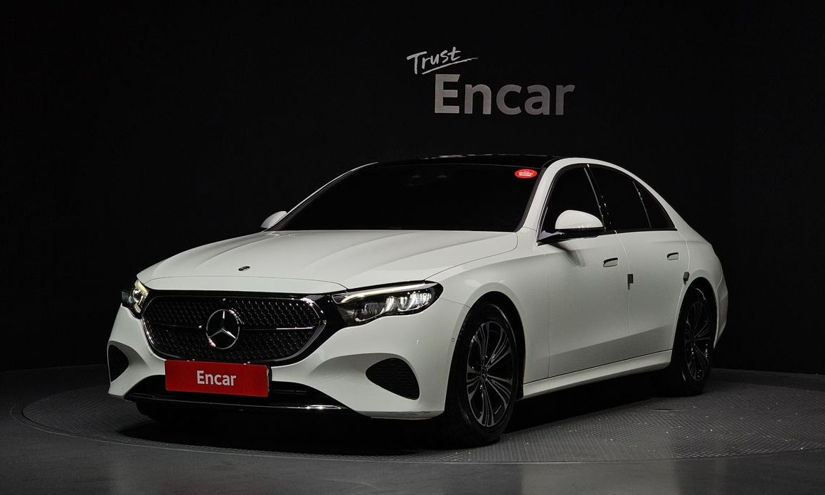 Mercedes-Benz E-Class 2025