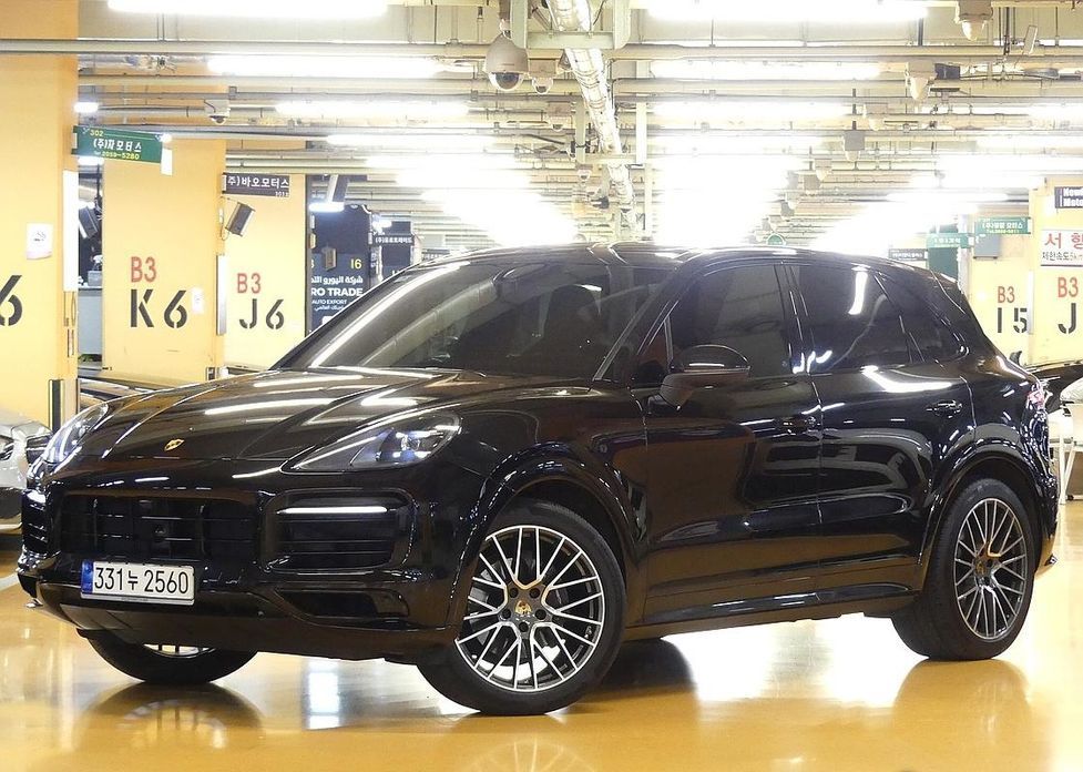 Porsche Cayenne 2023