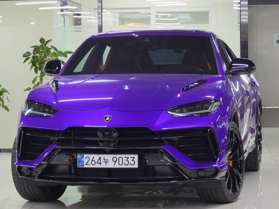 Lamborghini Urus 2024