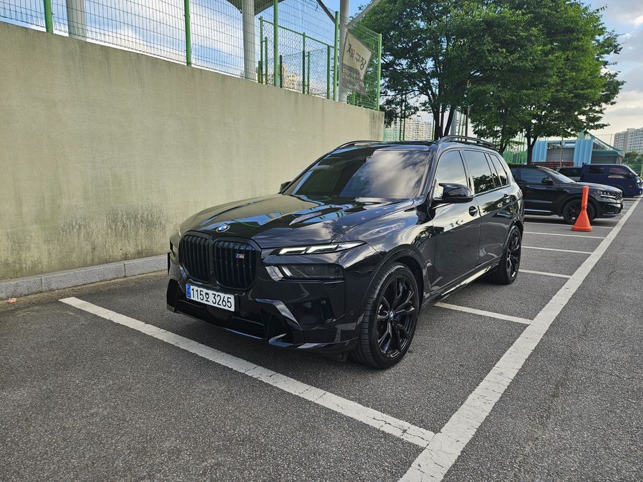BMW X7 2024