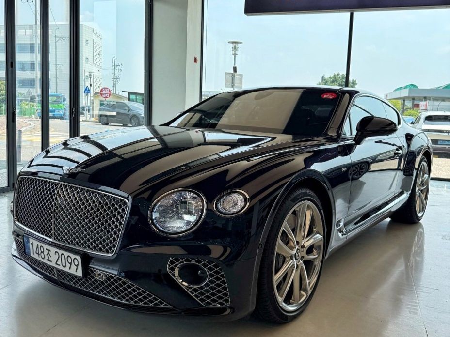 Bentley Continental 2022