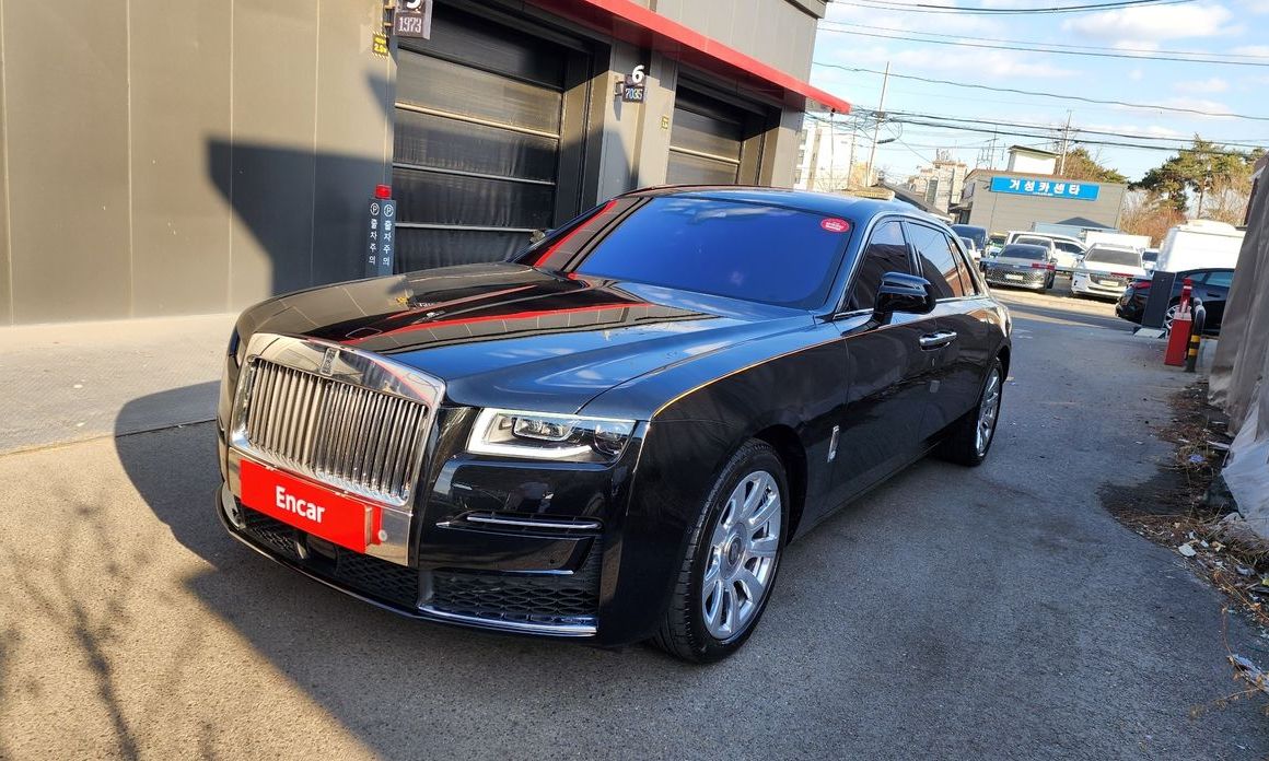 Rolls-Royce Ghost 2024