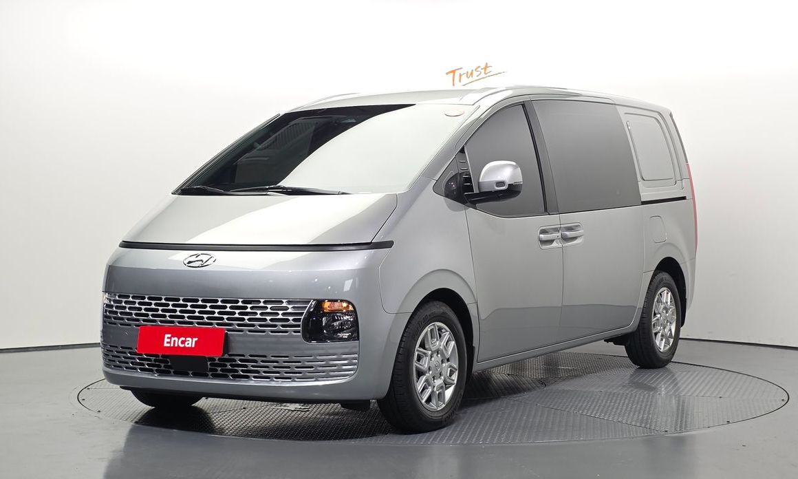 Hyundai Staria 2022