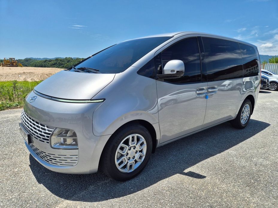 Hyundai Staria 2022