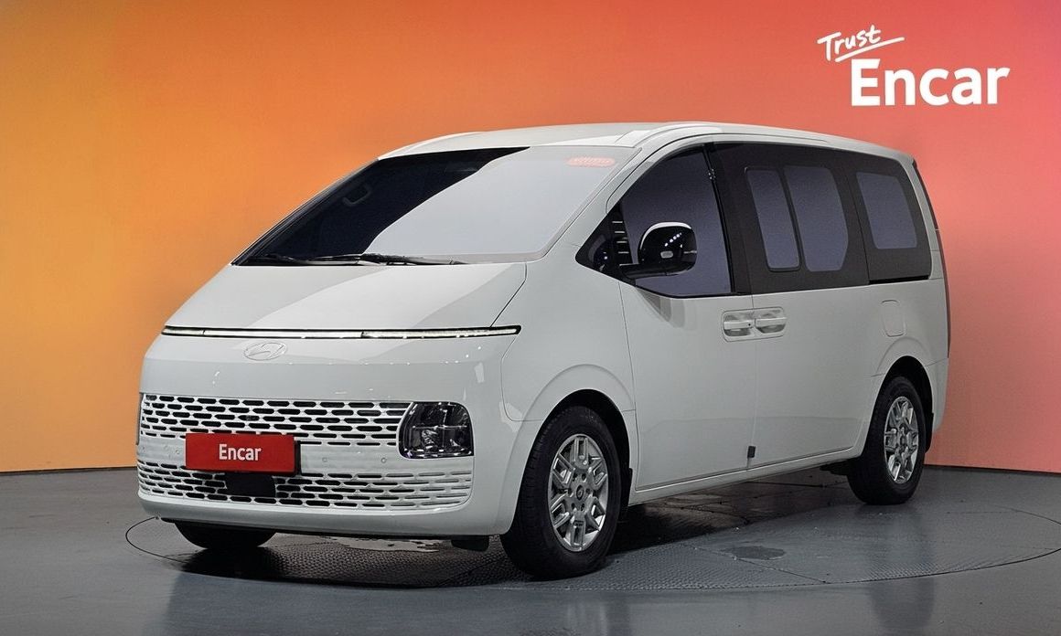 Hyundai Staria 2025