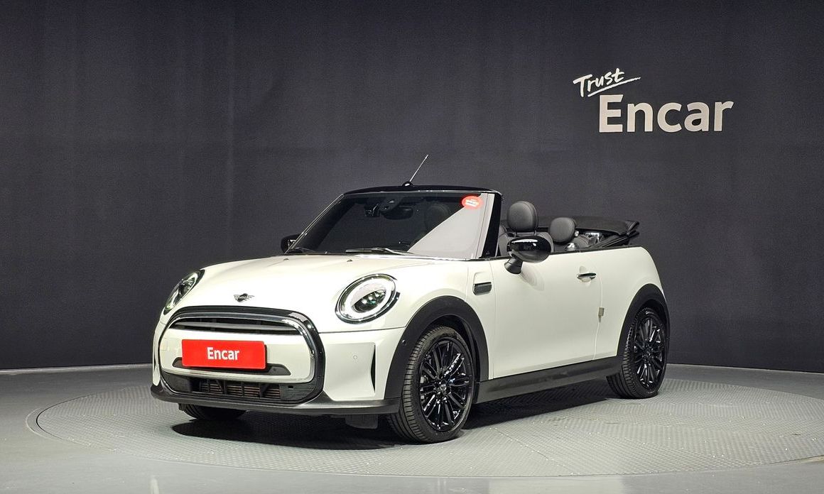 Mini Cooper Convertible 2024