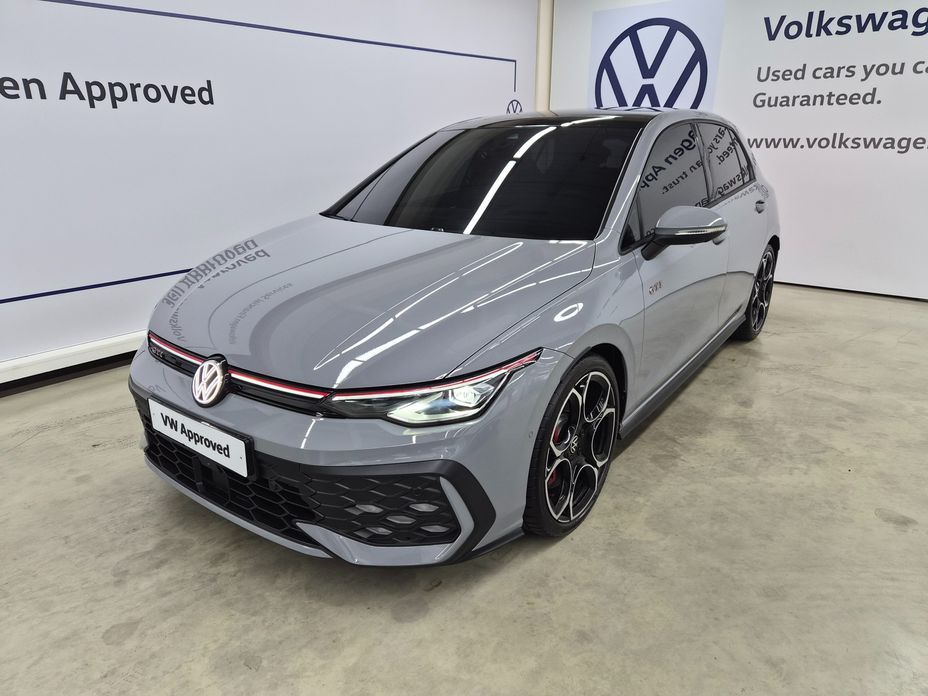 Volkswagen Golf 2025