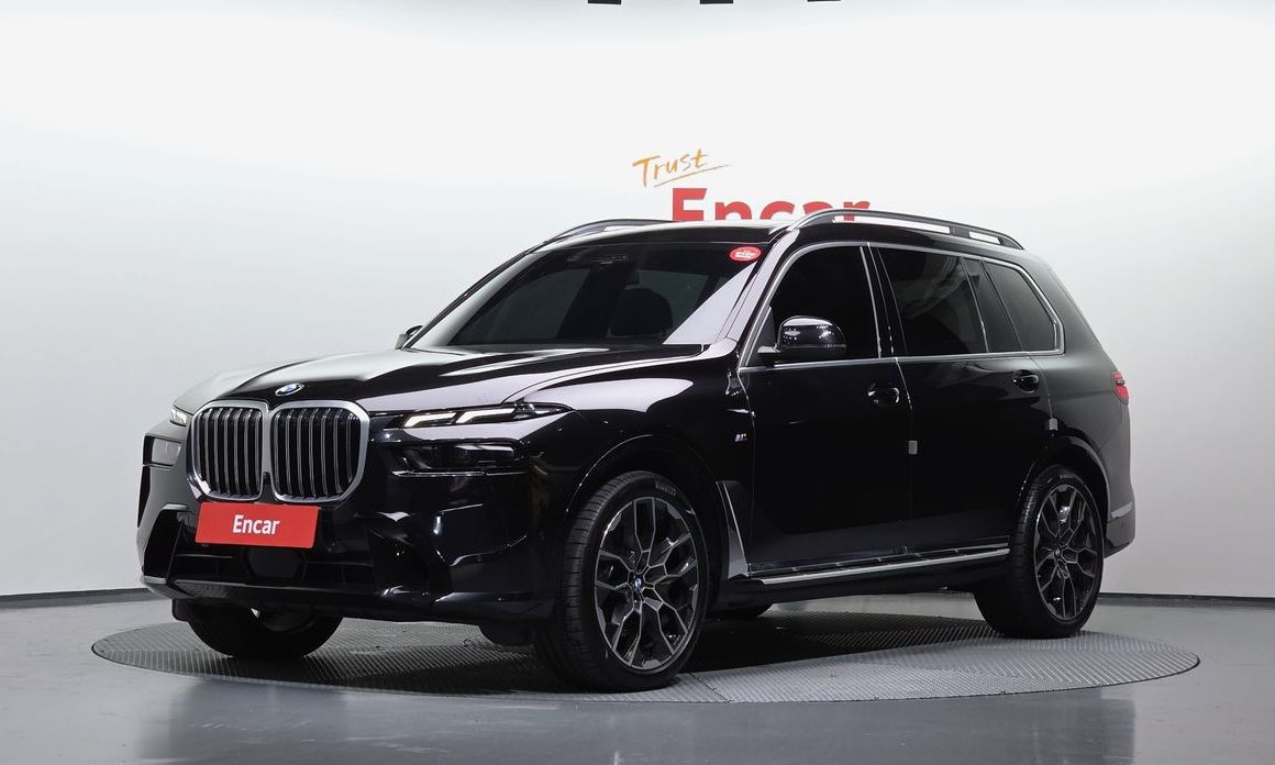 BMW X7 2025