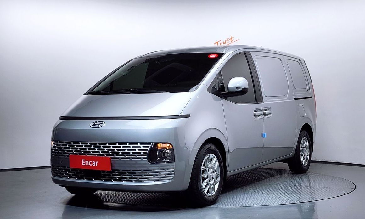 Hyundai Staria 2023