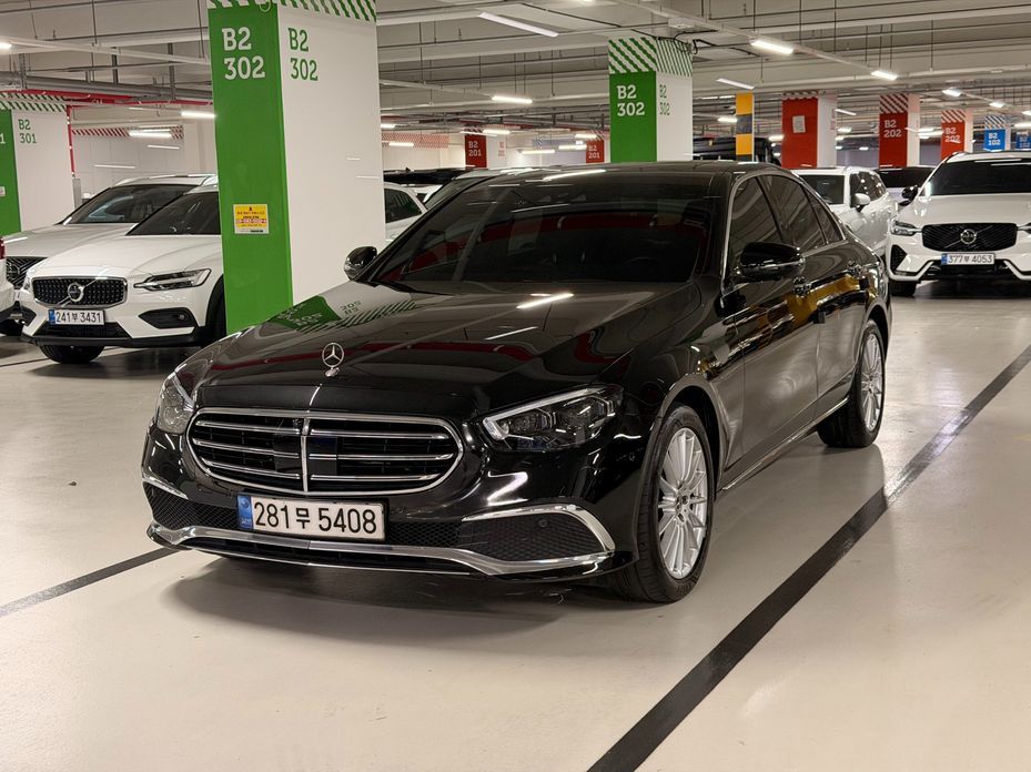 Mercedes-Benz E-Class 2022