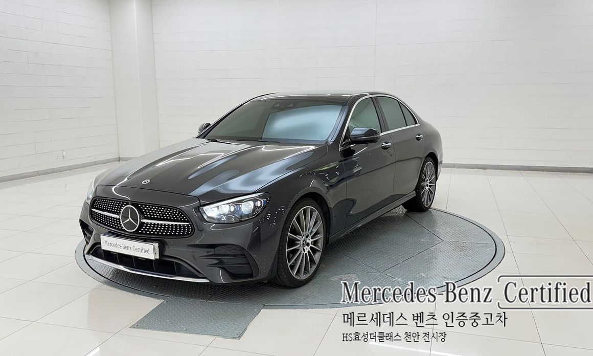 Mercedes-Benz E-Class 2021