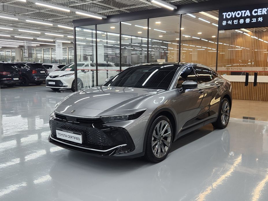 Toyota Crown 2025