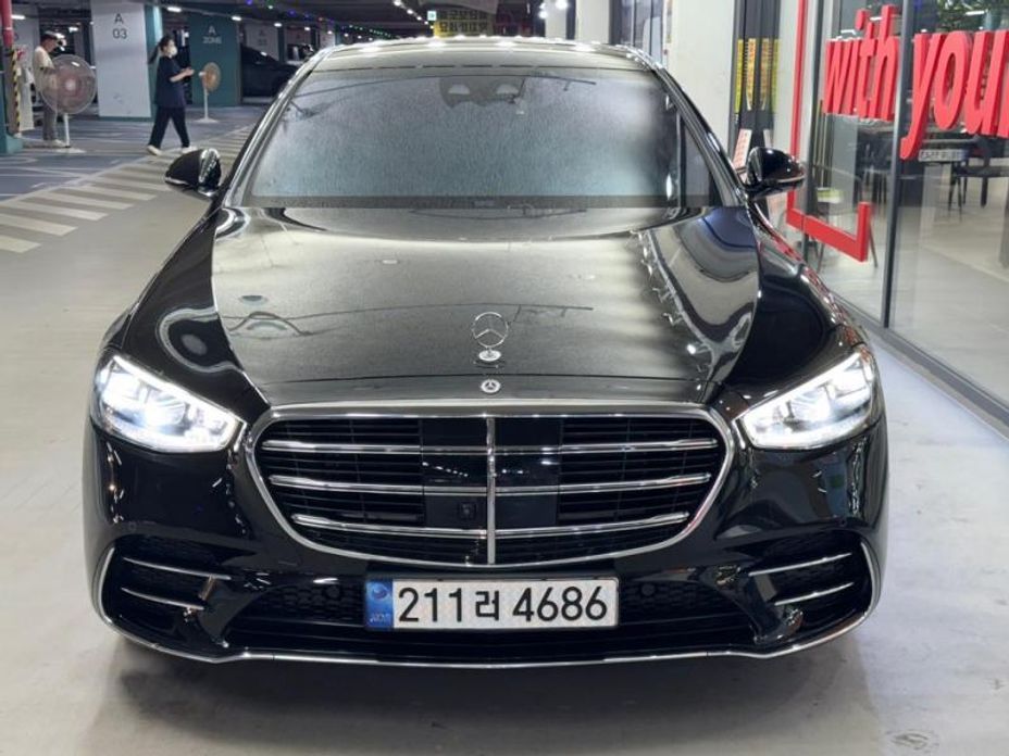 Mercedes-Benz S-Class 2022