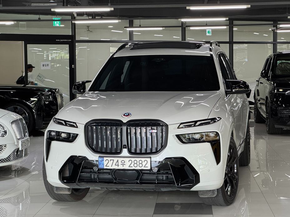 BMW X7 2024