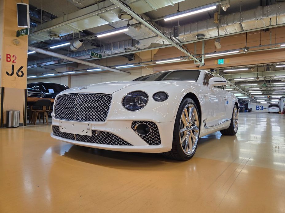 Bentley Continental 2023