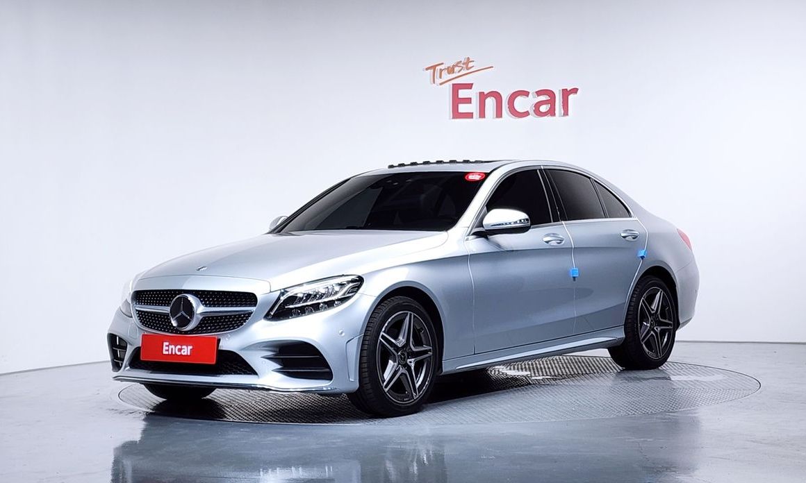 Mercedes-Benz C-Class 2021
