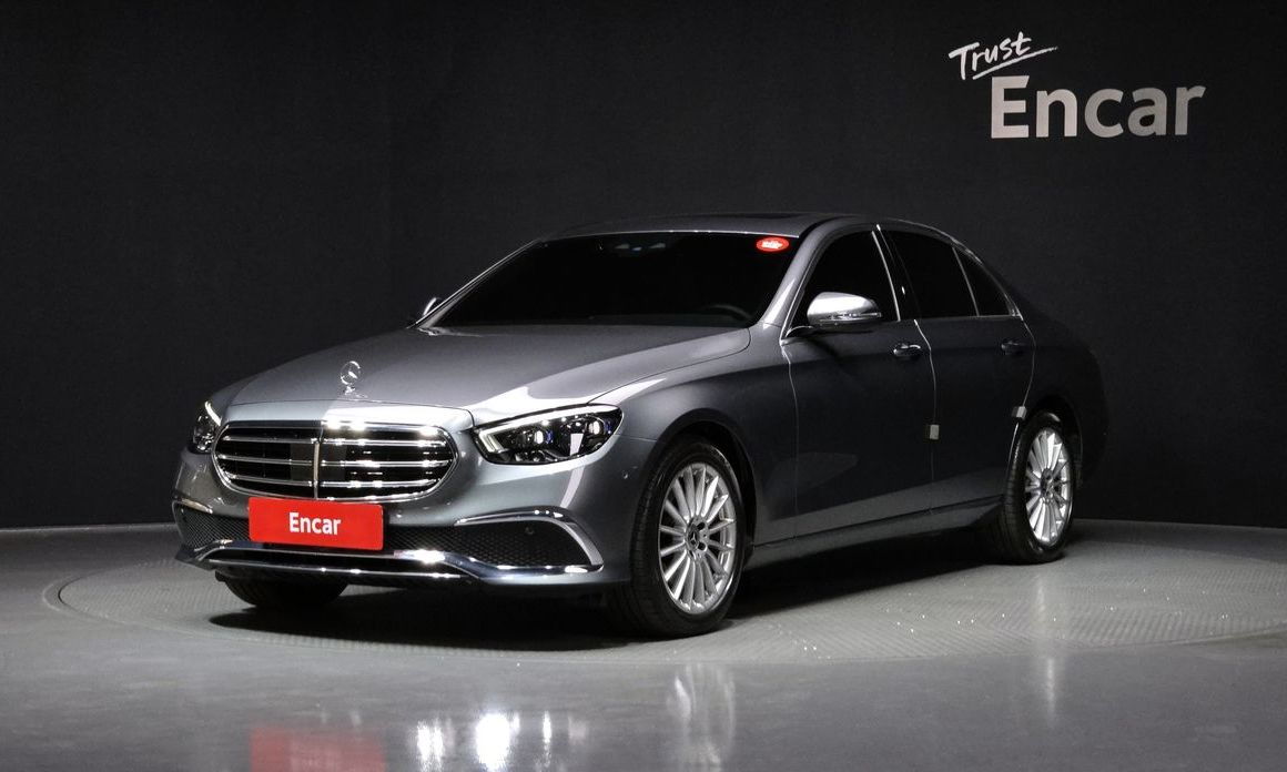 Mercedes-Benz E-Class 2021