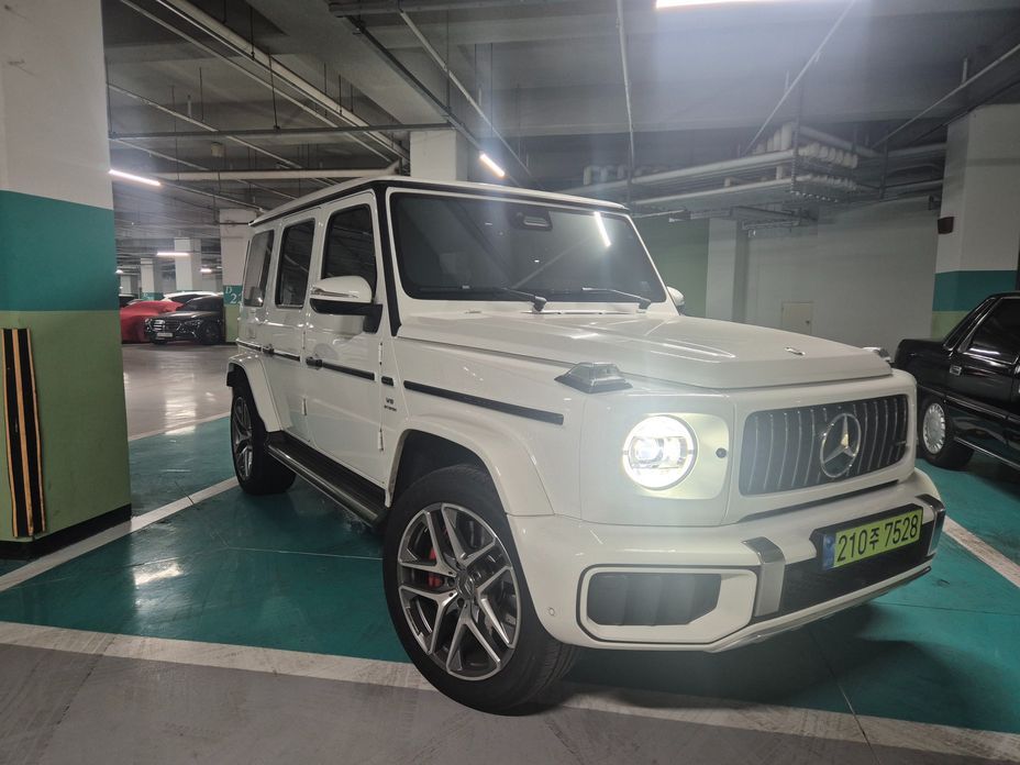 Mercedes-Benz G-Class 2025