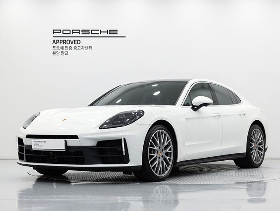 Porsche Panamera 2025