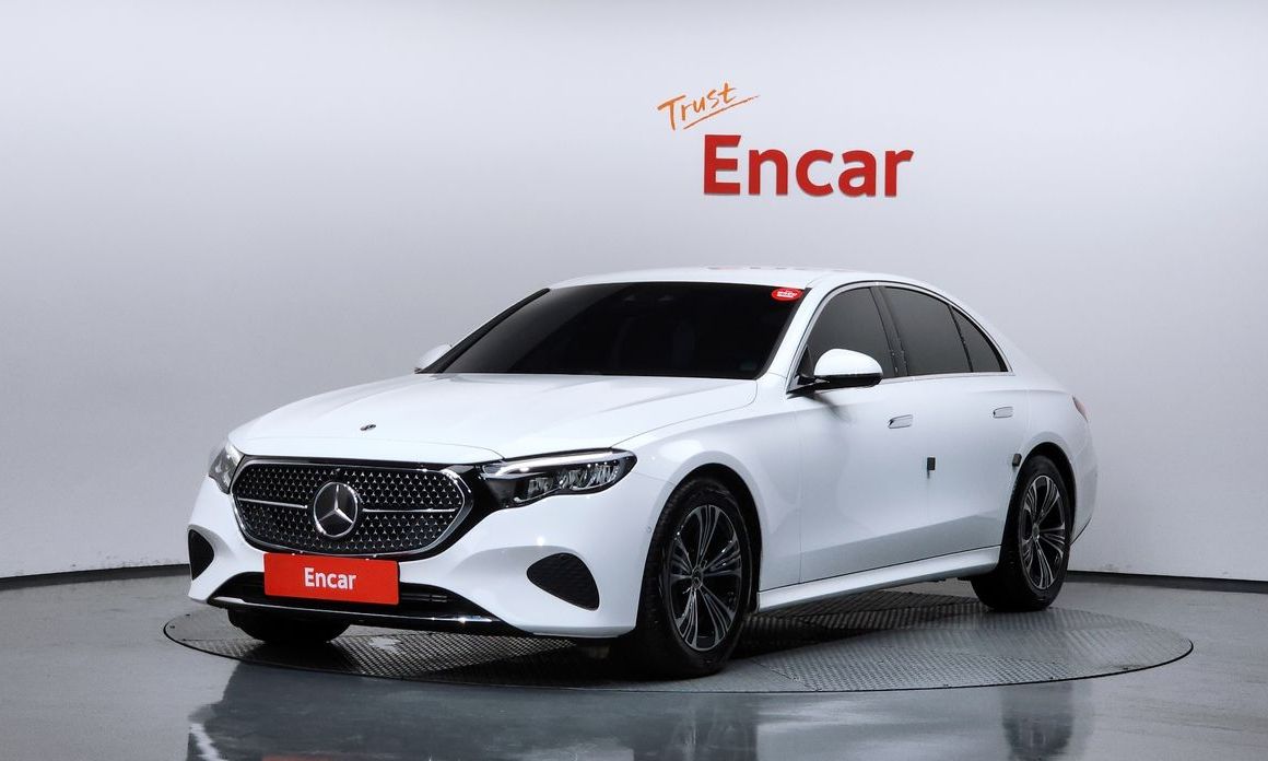 Mercedes-Benz E-Class 2025