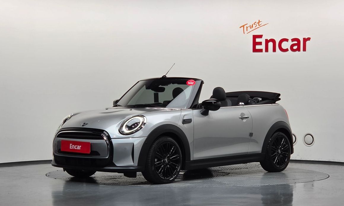 Mini Cooper Convertible 2024
