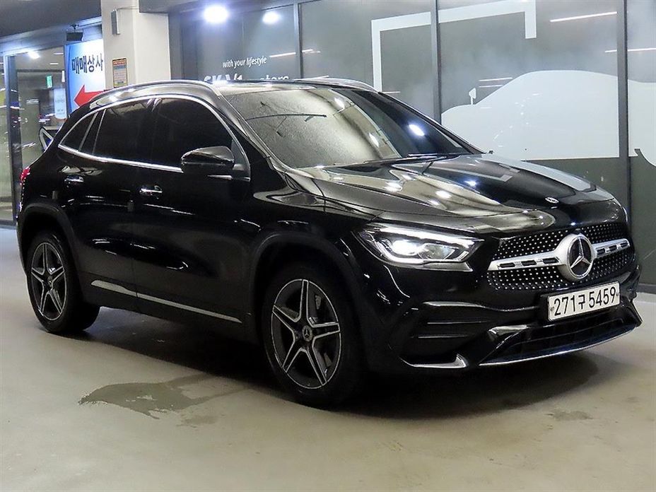 Mercedes-Benz GLA-Class 2020