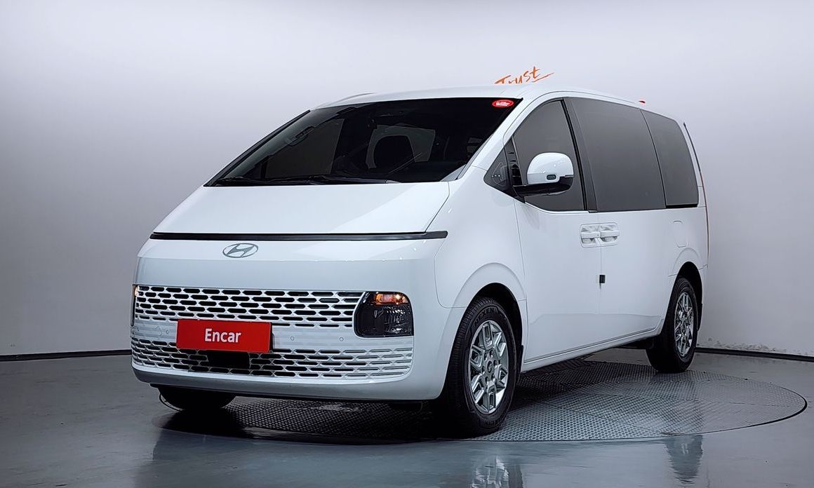 Hyundai Staria 2025