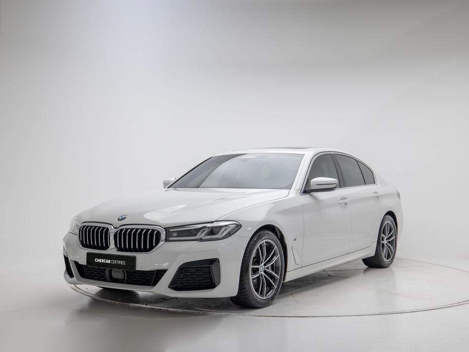 BMW 5-Series 2021