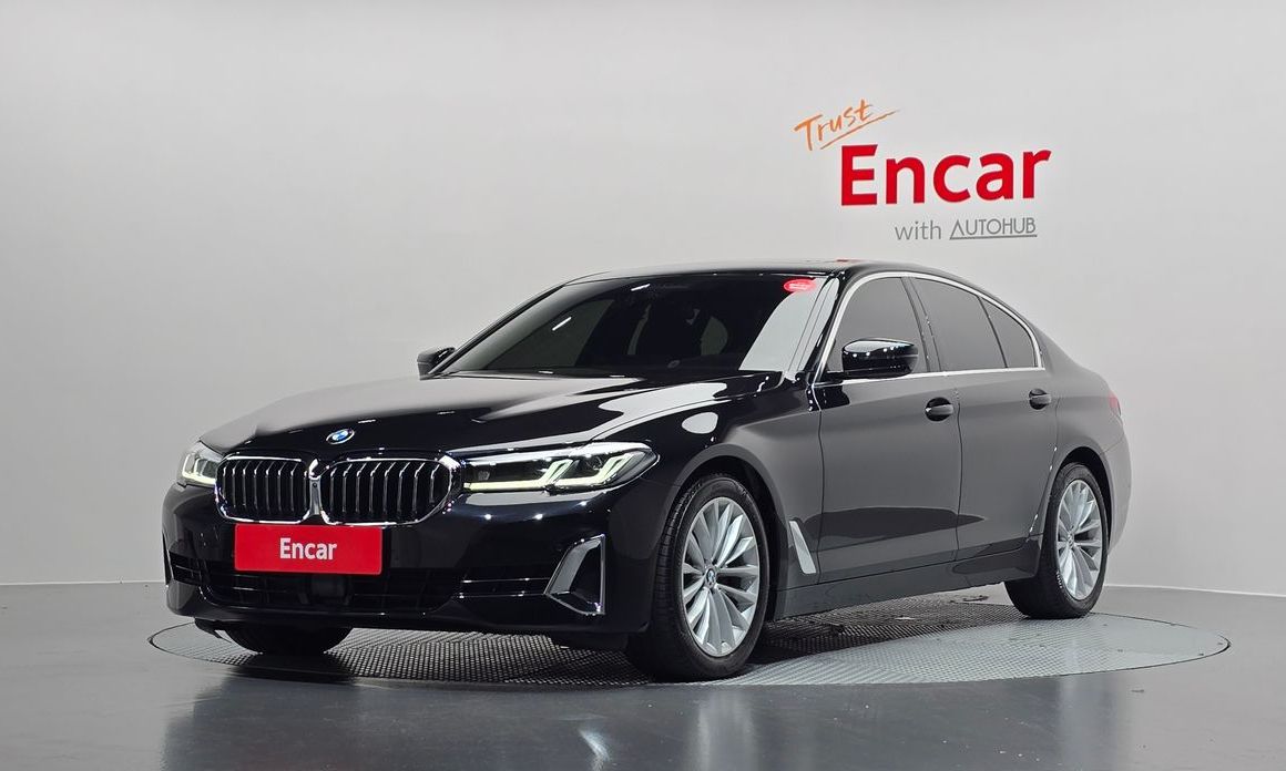 BMW 5-Series 2023
